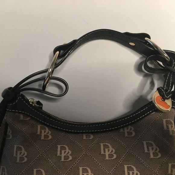 Dooney & Bourke Tan/black Signature Shoulder Bag - Picture 2 of 13